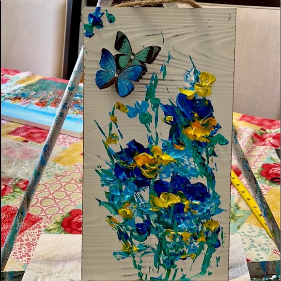 Other - HAND PAINTED ACRYLIC FLOWERS WITH 3D BUTTERFLY’S